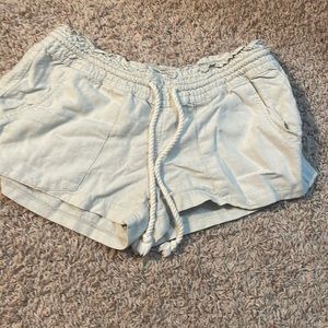 Roxy size small tan shorts